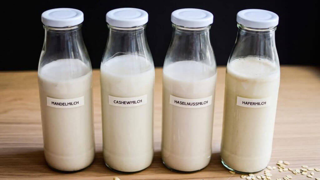 Pflanzendrinks oder Milch